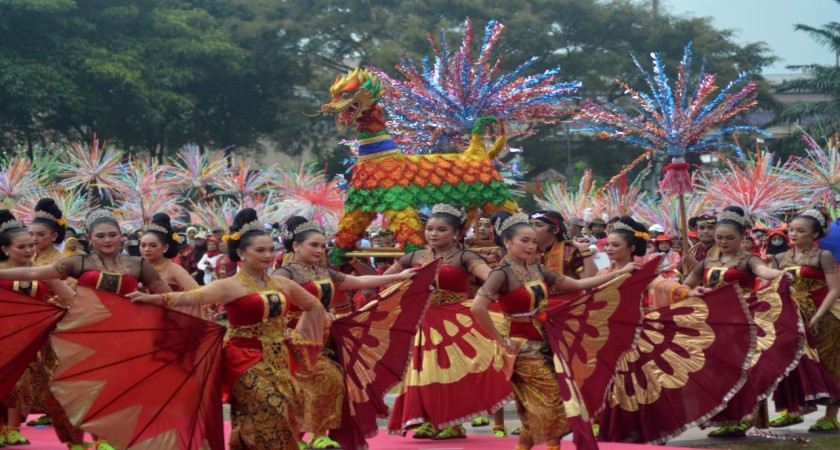 UNIKNYA SENI BUDAYA KOTA SEMARANG